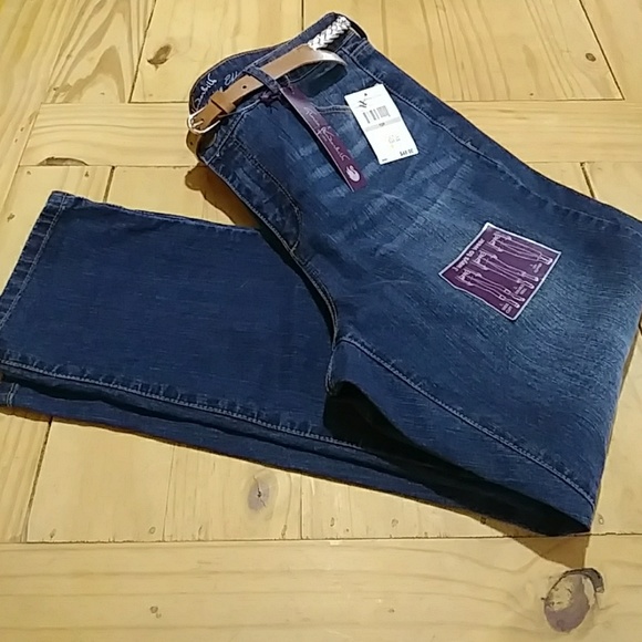 Gloria Vanderbilt Denim - NWT 🆕 Gloria Vanderbilt Slimming Crops Size 12P